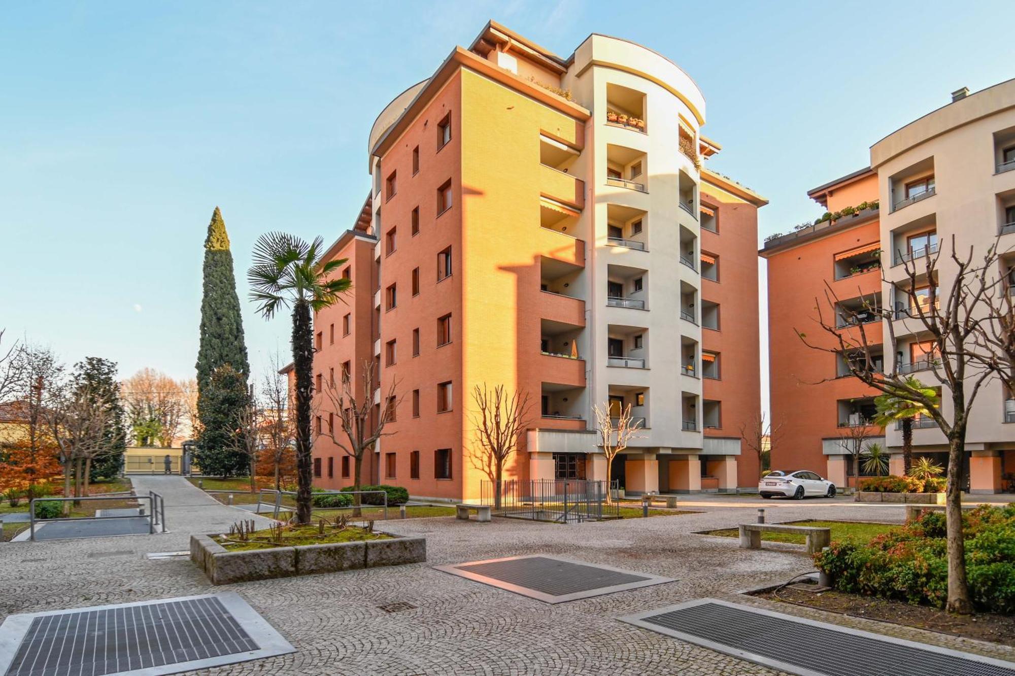 Bilocale Chic, 10 Min Aeroporto Milano-Bergamo, Box Auto E Aria Condizionata Apartment เซริอาเต ภายนอก รูปภาพ