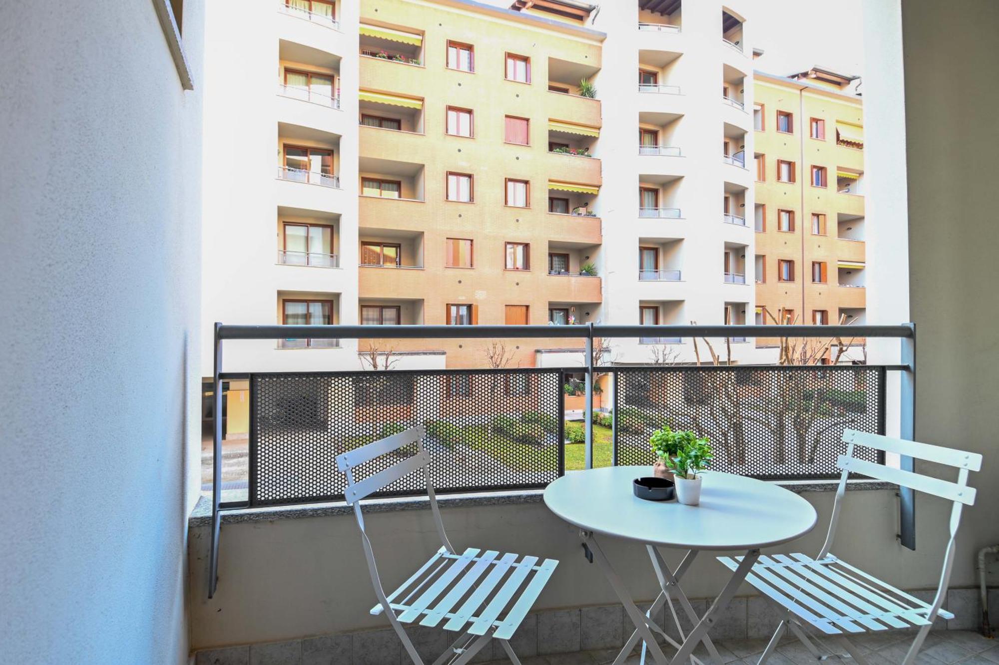 Bilocale Chic, 10 Min Aeroporto Milano-Bergamo, Box Auto E Aria Condizionata Apartment เซริอาเต ภายนอก รูปภาพ